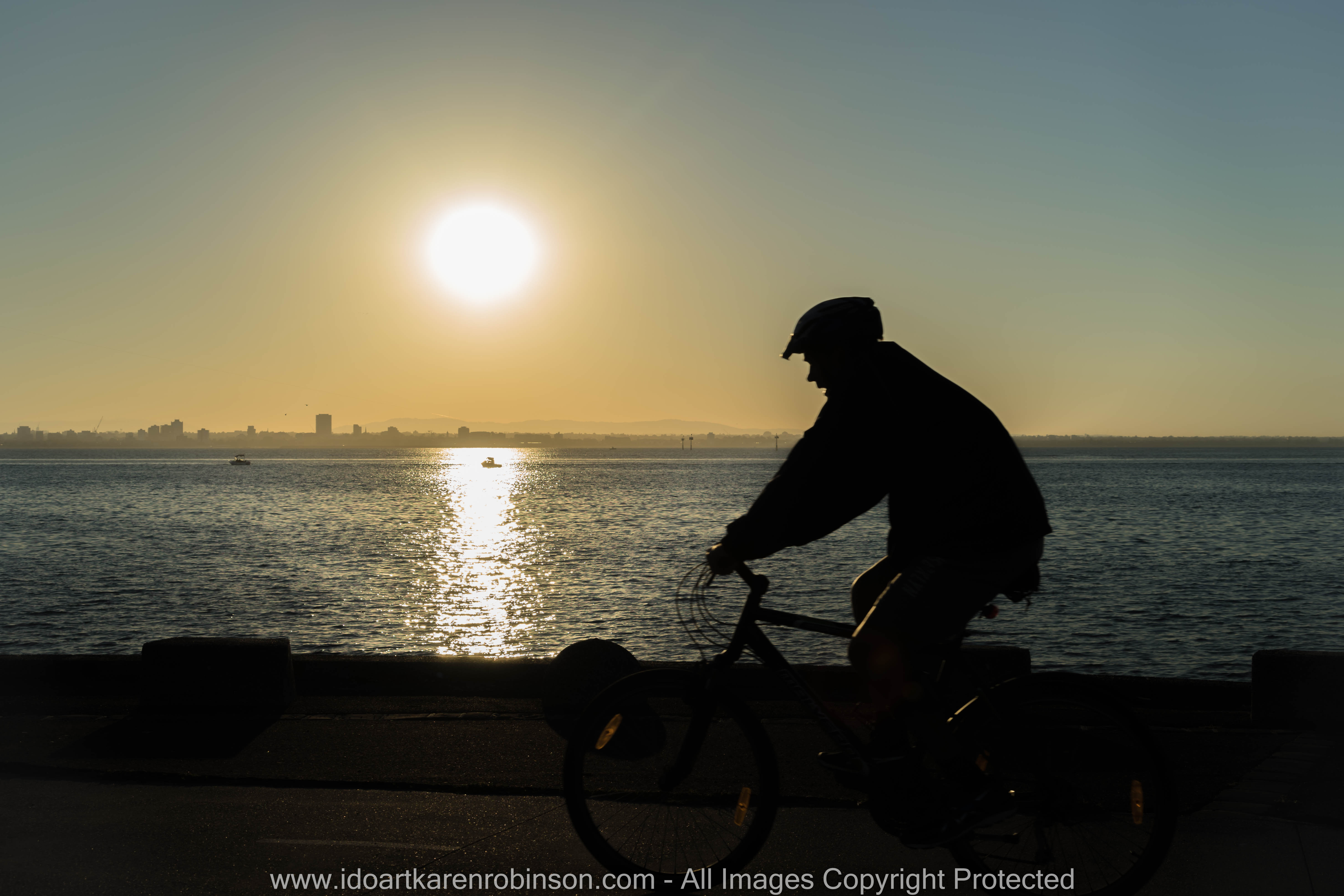 Williamstown, Victoria - Australia 'Port Phillip Bay' Photographed by © Karen Robinson www.idoartkarenrobinson.com March 2017